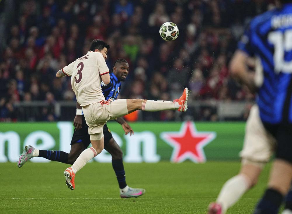 中摘得了一 中摘得了一